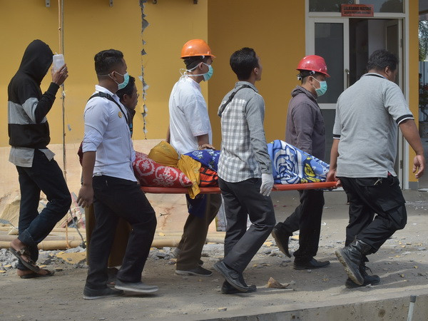 Đã có 91 người thiệt mạng trong vụ động đất tại Indonesia ảnh 1