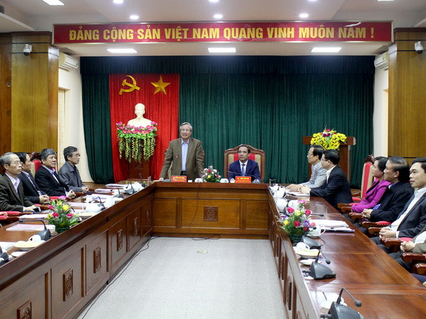 Đoàn công tác của Ủy ban Kiểm tra Trung ương Đảng thăm và làm việc tại Tuyên Quang. (Ảnh: Văn Tý/TTXVN) Đoàn Ủy ban Kiểm tra TW Đảng làm việc tại Hà Giang, Tuyên Quang ảnh 2