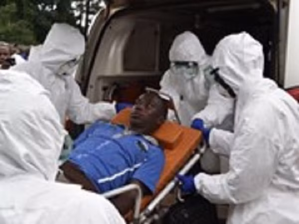 Anh là nước đầu tiên đóng góp cho Quỹ chống Ebola của IMF ảnh 1