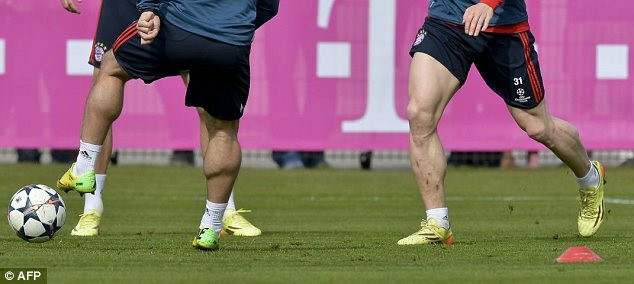 Bayern tung "chiêu độc" dọa dẫm M.U trước đại chiến ảnh 1