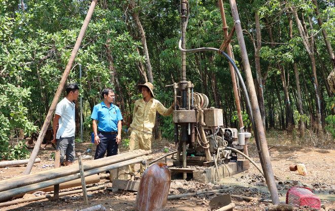 binh phuoc thieu nuoc2.jpg