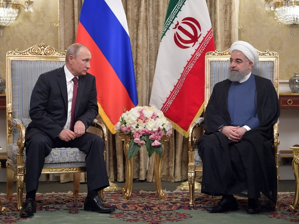 Iran và Nga đề cao ý nghĩ của thỏa thuận hạt nhân với nhóm P5+1 ảnh 1