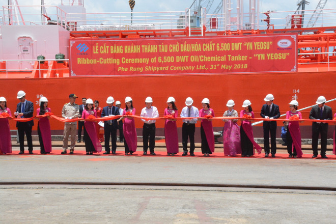 Bàn giao tàu chở dầu trọng tải 6.500 tấn xuất khẩu sang Hàn Quốc ảnh 2