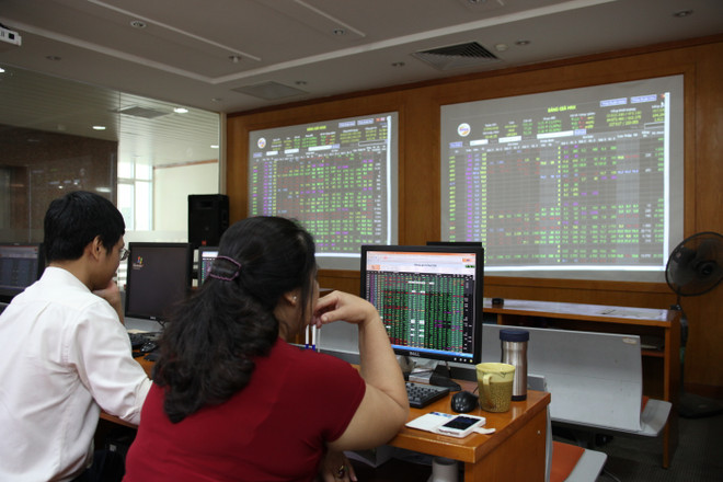 Chứng khoán hồi phục, dòng tiền giao dịch đạt trên 8.685 tỷ đồng ảnh 1