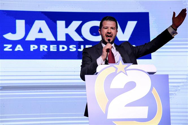 Ông Jakov Milatovic phát biểu trong chiến dịch vận động tranh cử ở Podgorica, Montenegro, ngày 30/3/2023. (Ảnh: AFP/TTXVN) Bầu cử tổng thống Montenegro vòng 2: Ông Milatovic chiến thắng ảnh 1