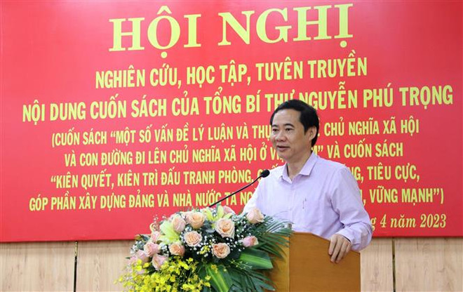 Sách của Tổng Bí thư: Tài liệu quý cho cuộc đấu tranh chống tham nhũng ảnh 2