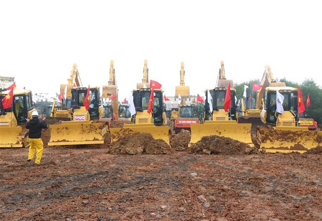 Quảng Trị bổ sung mỏ đất làm vật liệu cho Cao tốc Vạn Ninh-Cam Lộ ảnh 1