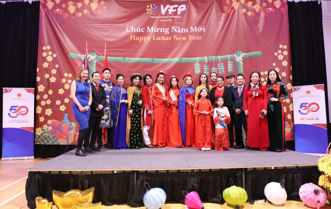 Cộng đồng người Việt tại Anh náo nức đón Tết Nguyên đán Quý Mão 2023 ảnh 2
