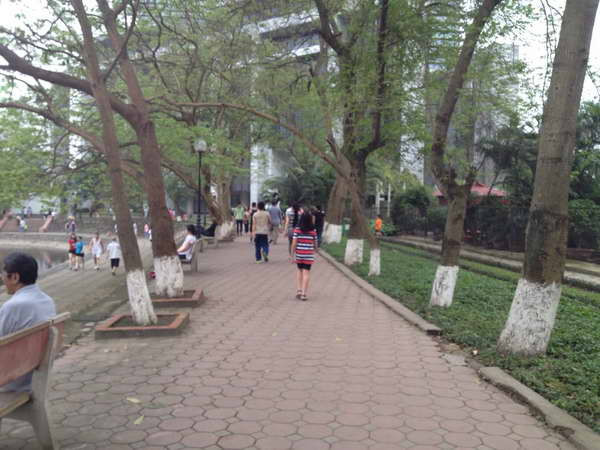 Bắc Bộ mưa nhỏ về đêm và sáng, ban ngày nắng ráo ảnh 1