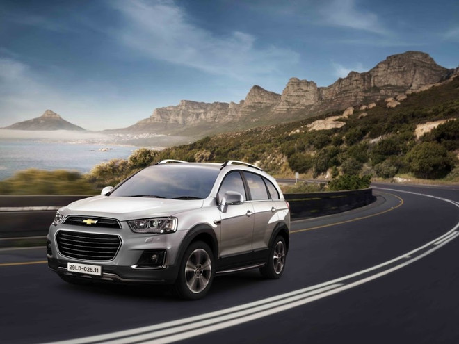 Chevrolet Captiva mới chào hàng Việt Nam với giá 879 triệu đồng ảnh 1