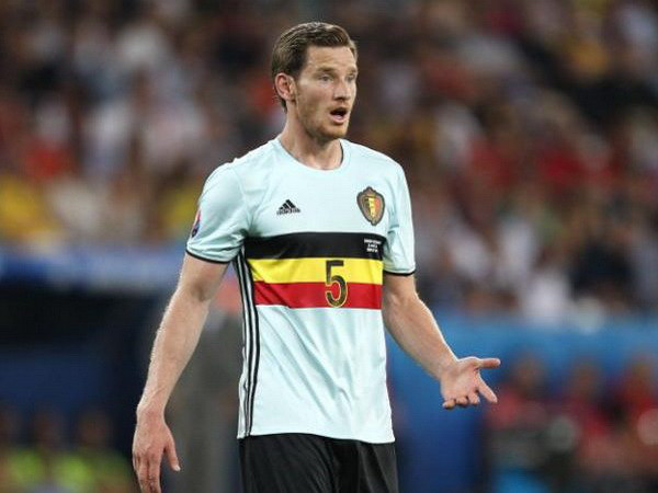 Tuyển thủ Bỉ chia tay EURO 2016 ngay trước "đại chiến" Xứ Wales ảnh 1