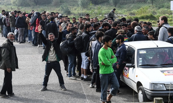 Pháp và Anh chuẩn bị tuyên bố hiệp ước mới về người di cư ảnh 1