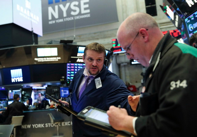 Căng thẳng thương mại Mỹ-Trung tạm lắng, chứng khoán xanh sàn ảnh 1