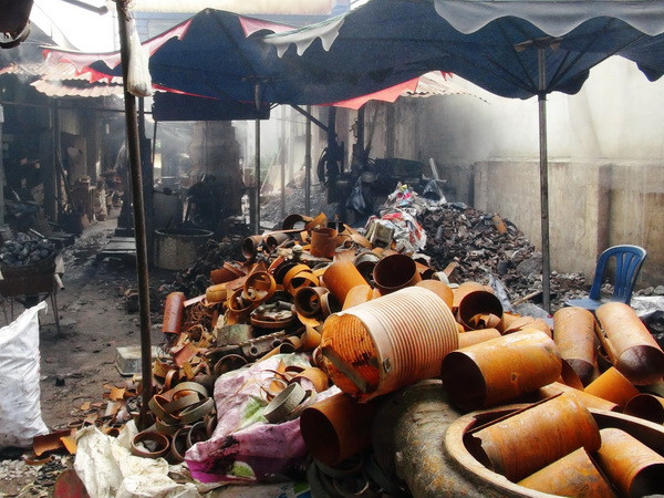 Yêu cầu nghiêm khắc xử lý khe hở trong quản lý nhập khẩu phế liệu ảnh 1