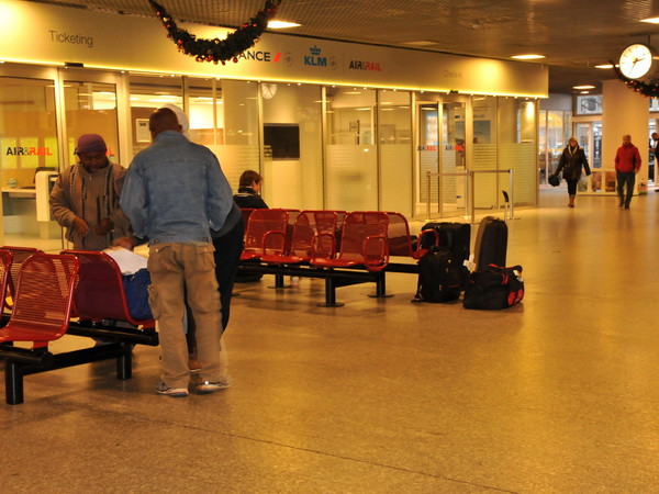 Người dân Bỉ bi quan nhất thế giới về triển vọng kinh tế ảnh 1