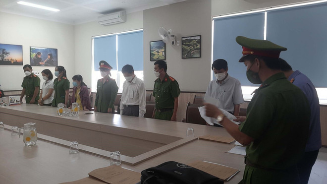 Khởi tố, bắt tạm giam Giám đốc CDC Đắk Lắk liên quan vụ Công ty Việt Á ảnh 1