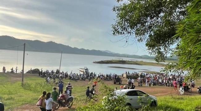 Vụ lật thuyền tại Đồng Nai: Tìm thấy thi thể hai nạn nhân cuối cùng ảnh 1