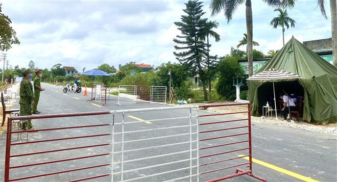 Thừa Thiên-Huế nỗ lực kiểm soát dịch COVID-19 trong cộng đồng ảnh 2
