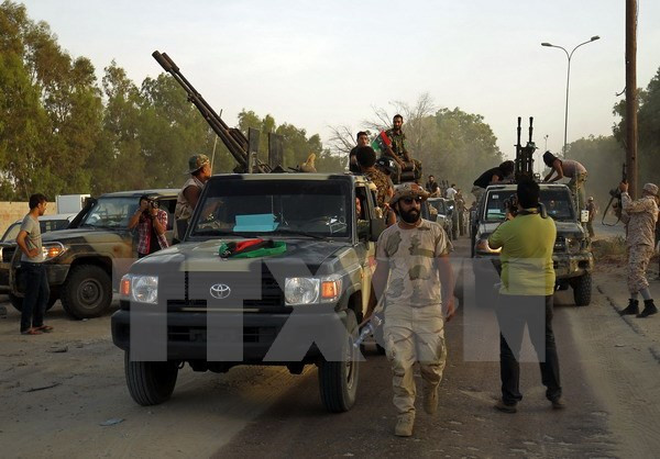 Các chi nhánh của IS đang cố gắng di chuyển về phía Bắc Libya ảnh 1