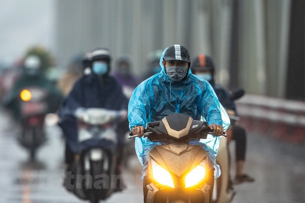 Nhiều khu vực trên cả nước chiều tối và đêm có mưa rào, dông ảnh 1