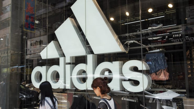 Adidas có nguy cơ đóng nhiều cửa hàng ở Trung Quốc do COVID-19. (Nguồn: Getty Images) Dịch COVID-19: Adidas và Puma hoạt động cầm chừng tại Trung Quốc ảnh 1