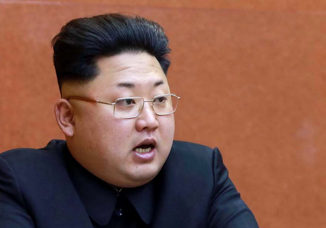 Triều Tiên in chân dung nhà lãnh đạo Kim Jong-Un lên huy hiệu ảnh 1
