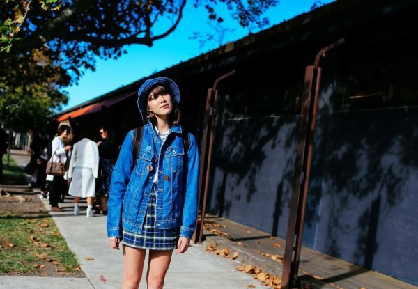 Xuân Hè 2015 chứng kiến sự trở lại mạnh mẽ của xu hướng denim ảnh 11