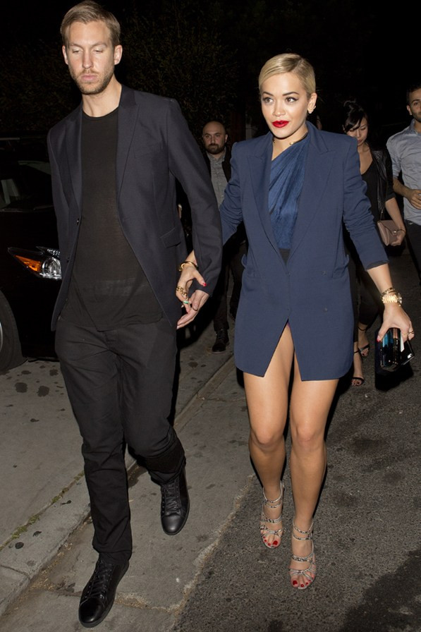 Những mẫu ví cầm tay dạng hộp khiến phái đẹp xiêu lòng ảnh 10