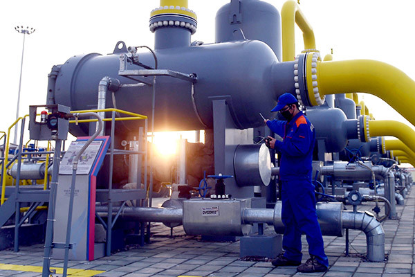 Trung Quốc quyết định ngừng bán nhiên liệu cho Triều Tiên ảnh 1