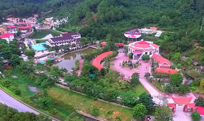 Khu di tích Hải Thượng Lãn Ông - một trong những điểm du lịch thu hút du khách. (Nguồn ảnh: BHT) Vùng đất nhân kiệt địa linh 550 năm ‘tụ nghĩa’ giữa rừng vàng ảnh 2
