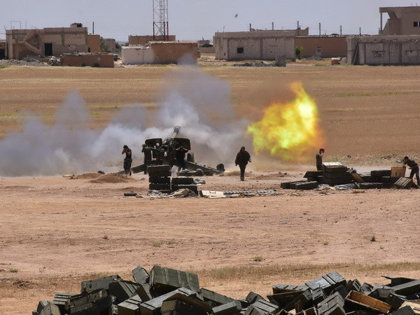 Thổ Nhĩ Kỳ chỉ trích Mỹ vũ trang cho lực lượng người Kurd tại Syria ảnh 1