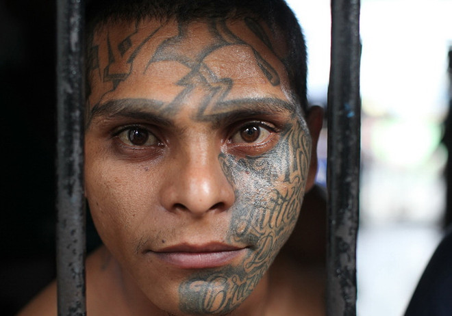 Băng đảng tàn bạo khét tiếng điều hành nhà tù tại El Salvador ảnh 1