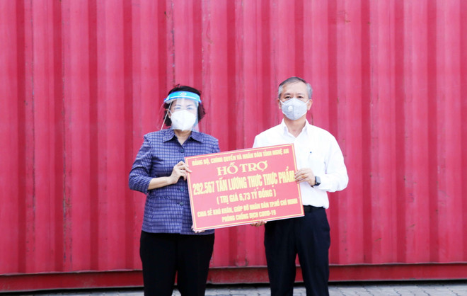 Dịch COVID-19: Thành phố Hồ Chí Minh tiếp nhận nghĩa tình từ quê Bác ảnh 2