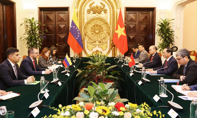 ttxvn_bui thanh son Yvan Gil Pinto vietnam venezuela (2).jpg