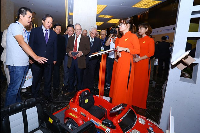 Mười sự kiện nổi bật trong năm 2017 của ngành khoa học công nghệ ảnh 2