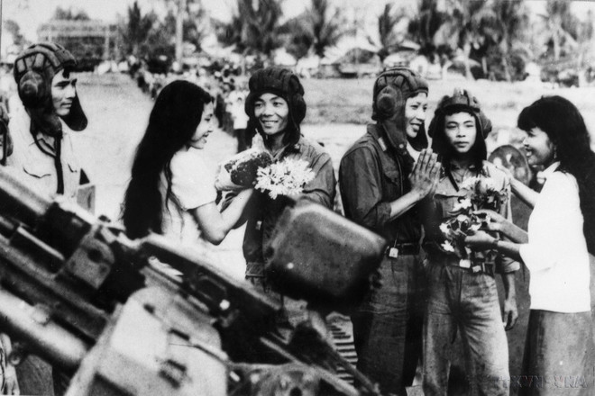 Không ngừng vun đắp và gìn giữ mối quan hệ đặc biệt Việt Nam-Campuchia ảnh 2