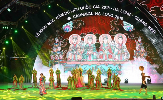 Chương trình nghệ thuật tại buổi lễ. (Ảnh Thành Đạt/TTXVN) Sự kiện trong nước 23-29/4: Cả nước hân hoan với hàng loạt lễ hội ảnh 1