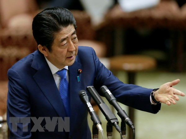 Thủ tướng Nhật Bản Shinzo Abe. (Nguồn: EPA/TTXVN) Cựu Thủ tướng Nhật Bản Koizumi: Ông Abe có thể từ chức vào tháng 6 ảnh 1