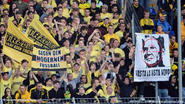 Tại sao nhiều người hâm mộ không ưa Hoffenheim-Dietmar Hopp? ảnh 2