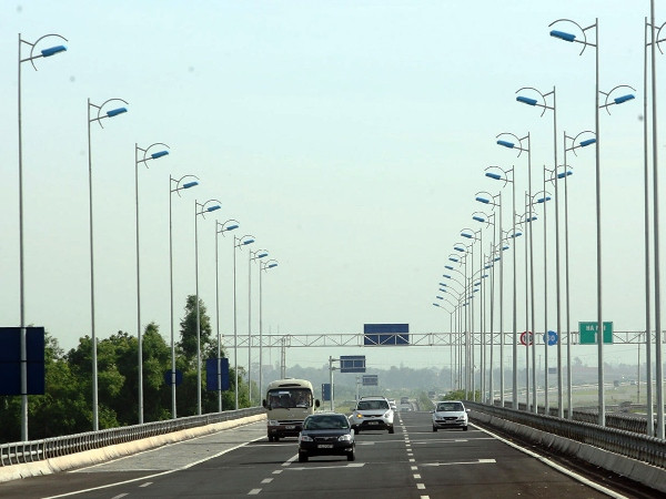 Cơ cấu lại nguồn vốn đầu tư 5 dự án đường cao tốc ảnh 1