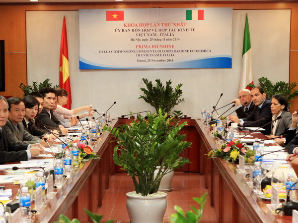 Khóa họp thứ nhất Ủy ban hỗn hợp về hợp tác kinh tế Việt Nam-Italy. (Ảnh minh họa: Trần Việt/TTXVN) Chủ tịch nước sẽ thăm Italy, Vatican và Madagascar từ 21-27/11 ảnh 1