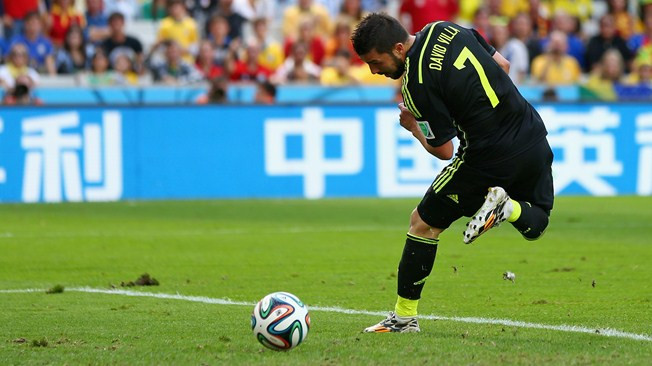 Ảnh động pha đánh gót ghi bàn cực kỳ đẳng cấp của Villa ảnh 1