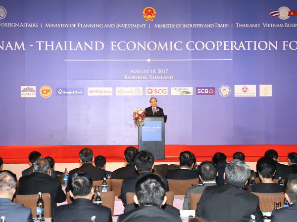 Thủ tướng dự Diễn đàn hợp tác kinh tế Việt Nam-Thái Lan ảnh 1