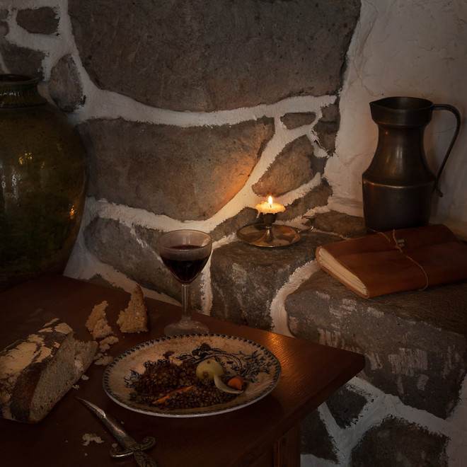 Khi những bữa ăn kinh điển trong văn học "bước ra" ngoài đời ảnh 12