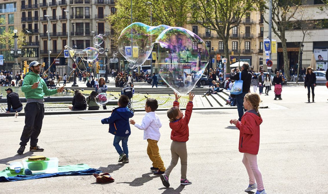 Các đô thị thế giới bắt đầu chú trọng không gian cho trẻ em ảnh 1