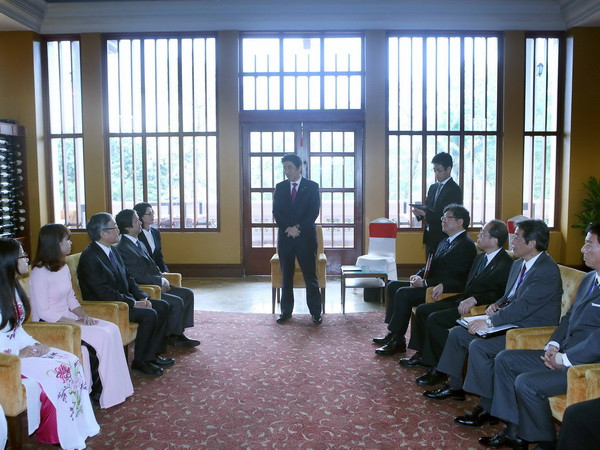 Thủ tướng Shinzo Abe gặp Trưởng Ban Tổ chức Trung ương Phạm Minh Chính ảnh 2