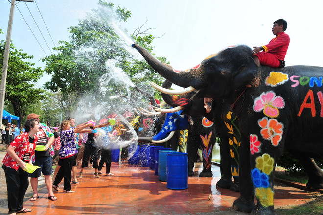 Thái Lan tăng cường an ninh chuẩn bị cho lễ hội té nước Songkran ảnh 1