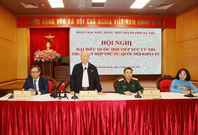 Tổng Bí thư tiếp xúc cử tri Hà Nội trước Kỳ họp thứ tư, QH khóa XV ảnh 1