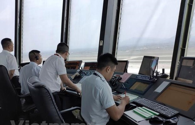 Tổng công ty Quản lý bay: Đối mặt nỗi lo thiếu lao động điều hành bay ảnh 1