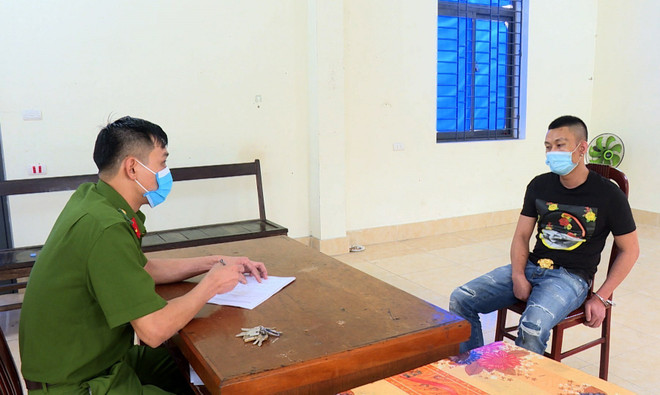 Bắc Ninh: Bắt quả tang đối tượng tàng trữ gần 1kg ma túy tổng hợp ảnh 1